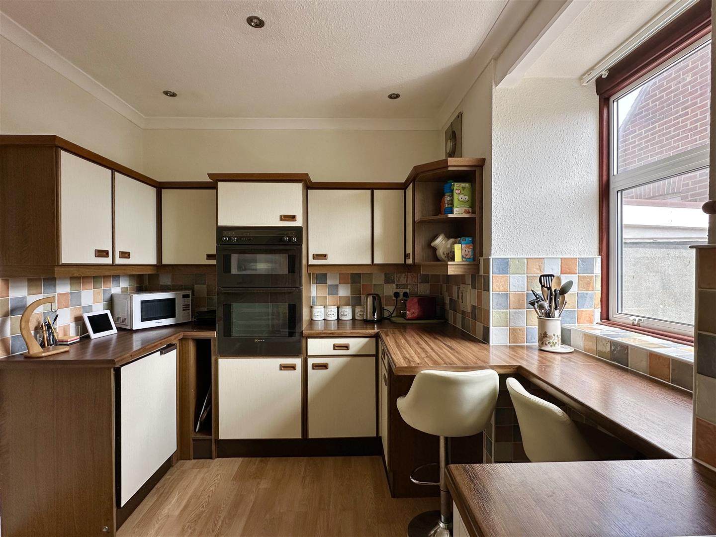 2 bed property in Park View, Hastings